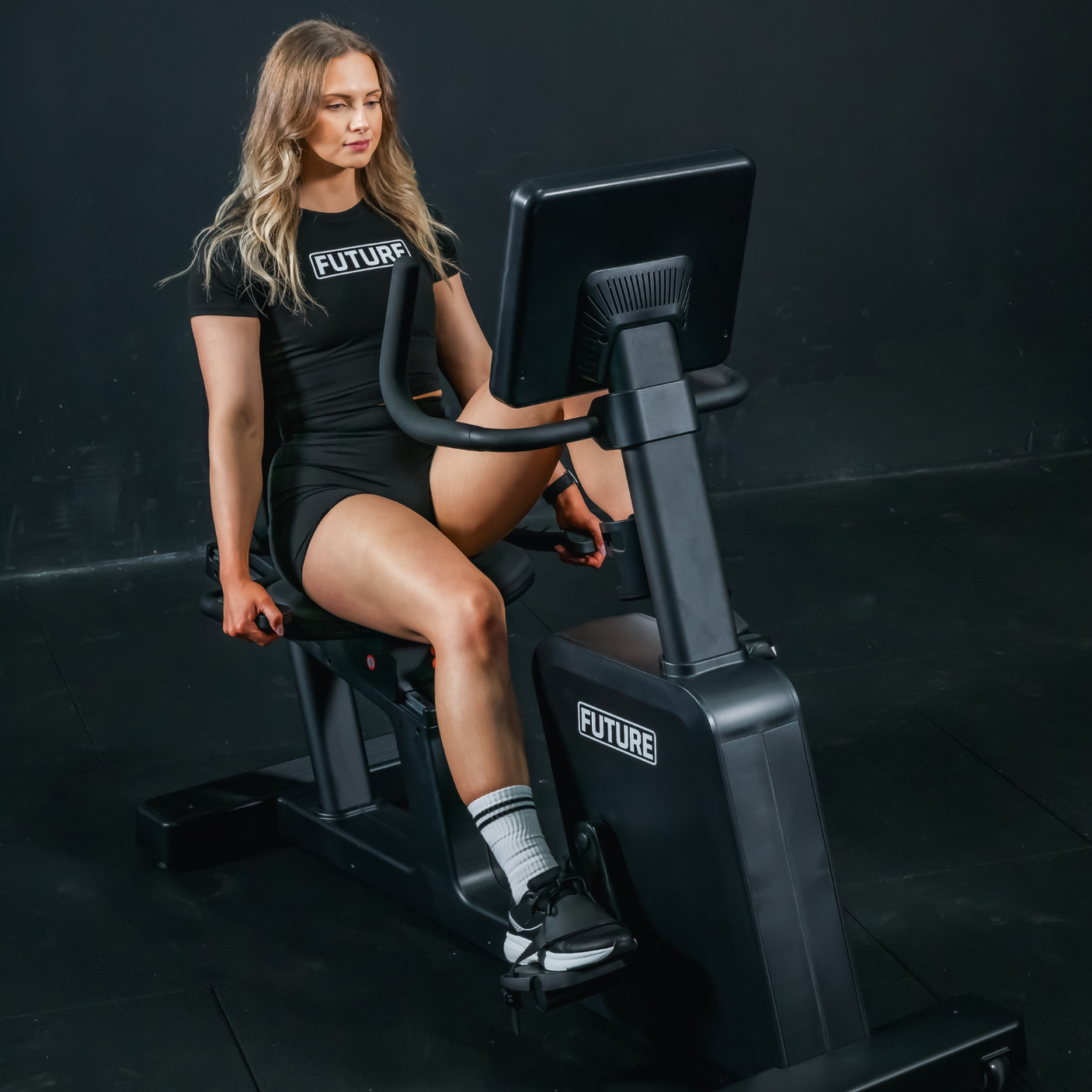 Elite Series R880 Commercial Recumbent Bike - LED Console
