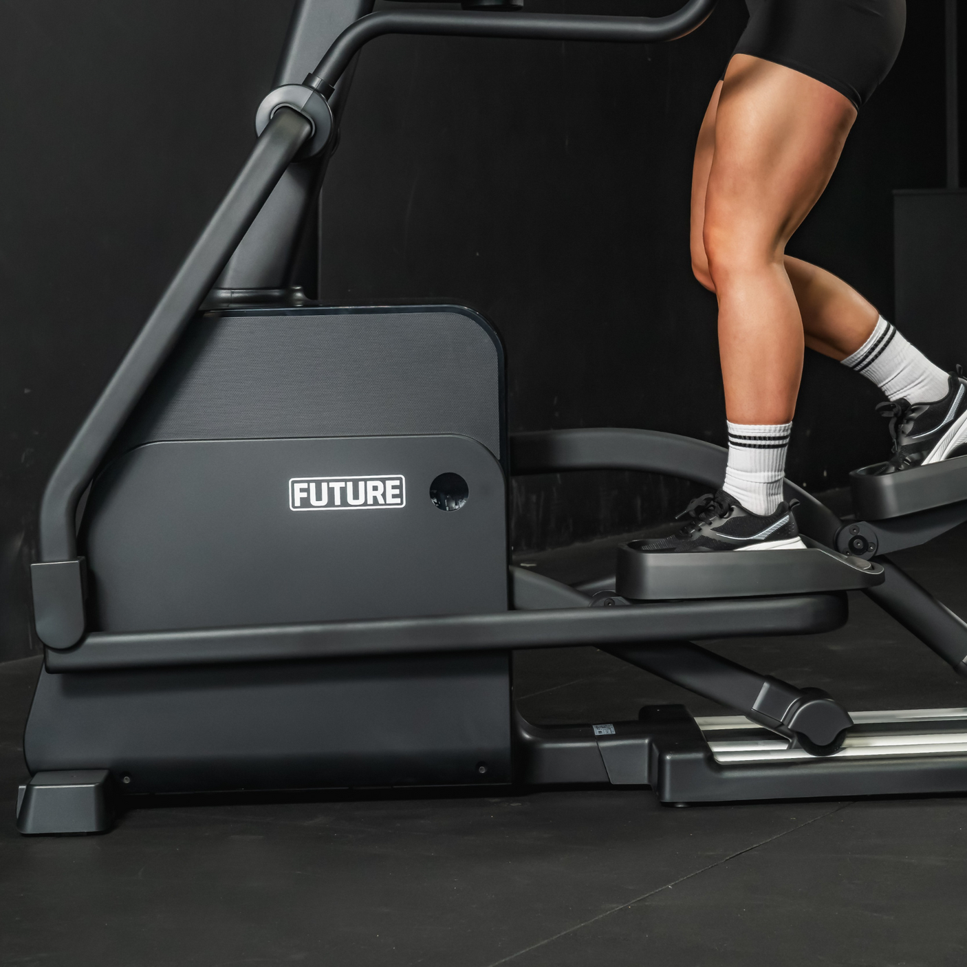 Elite Series E880 Commercial Cross Trainer - LED Console