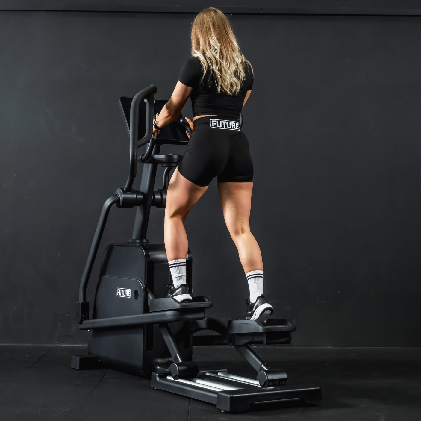Elite Series E880 Commercial Cross Trainer - LED Console