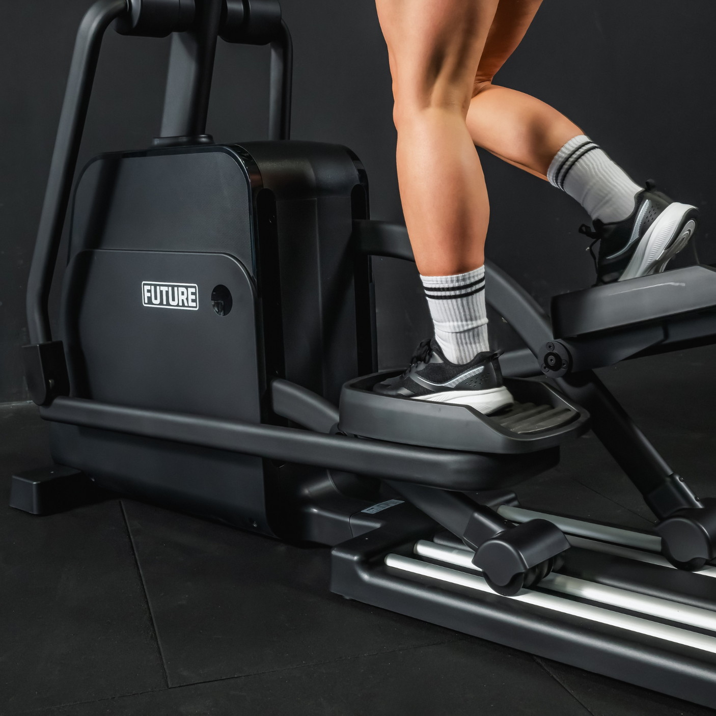 Elite Series E880 Commercial Cross Trainer - LED Console